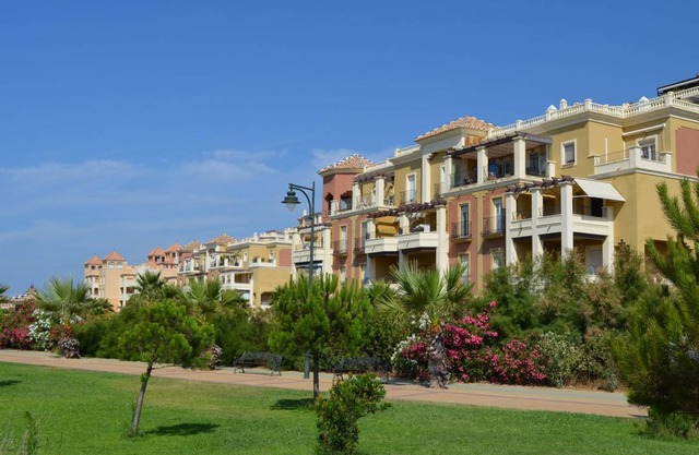 LOS CISNES 77 - Two Bedroom Apartment, Sleeps 5