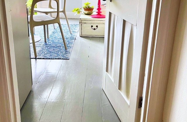 Lovely 3-Bed Apartment & garden & dog friendly