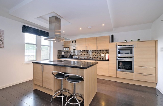 Lovely Aberdeen Home Close to the Scottish Coast