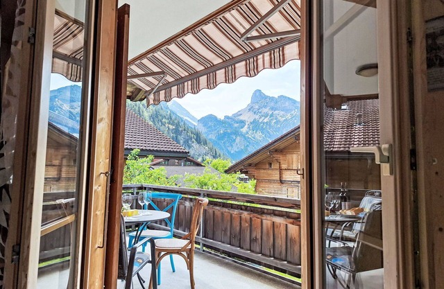 Lovely apartment for 4 guests with WIFI, TV, balcony, pets allowed and panoramic view