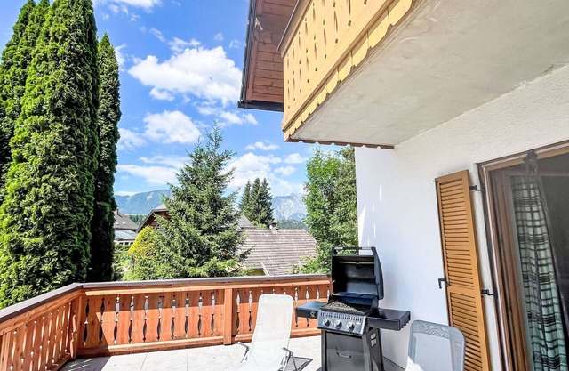Lovely apartment for 12 people with WIFI, hot tub, TV, terrace and panoramic view