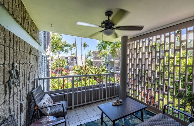 🌴Lovely garden unit with partial ocean view from the lanai. Well equipped🌴