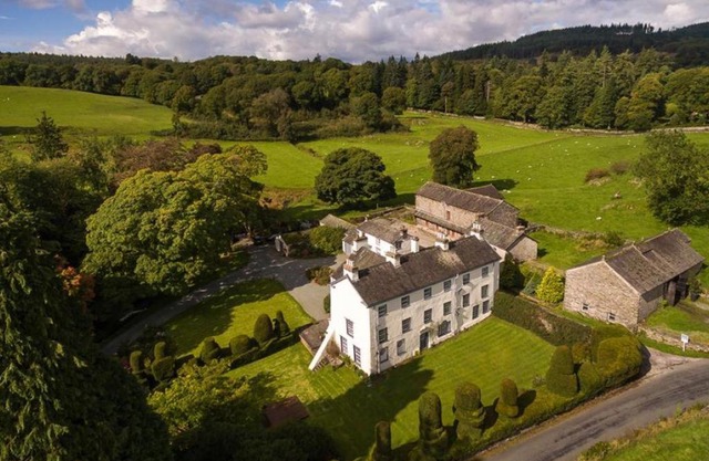 Low Graythwaite Hall