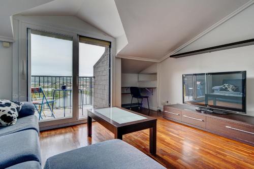 Luminoso ático con terraza, Irún, Parking, 4Pax