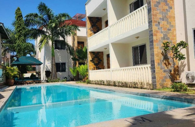 Lux Suites Diani Airstrip Villas