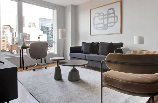 Luxe Seaport Space 