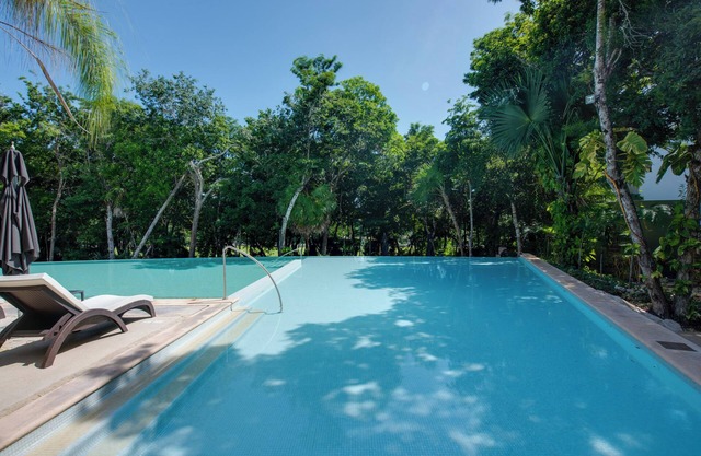 Luxe Tao Riviera Resort Condo w/Beach & Golfing!