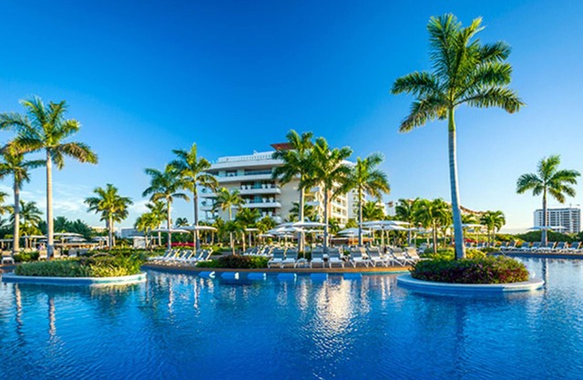Luxurious Grand Luxxe, 2- Bedroom Presidential Villa at Vidanta