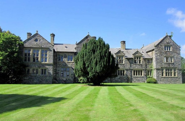Luxurious mansion in The Bothy with Private Terrace