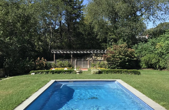 Luxurious Post & Beam with Heated Pool Near Beach