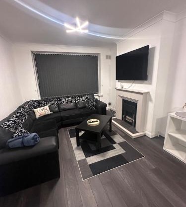 Luxury 3-Bed house in Leicester
