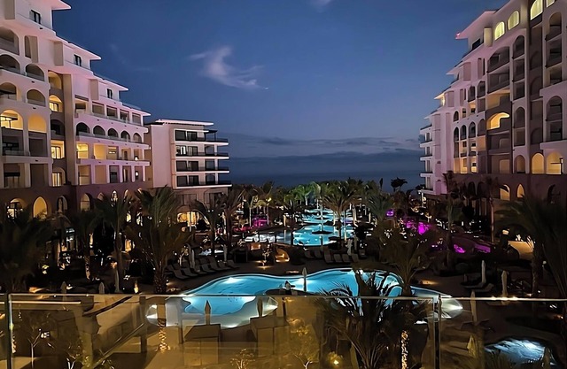 LUXURY 3BD/4BA Penthouse Ocean View At An All New 5 Star Resort On The Beach!