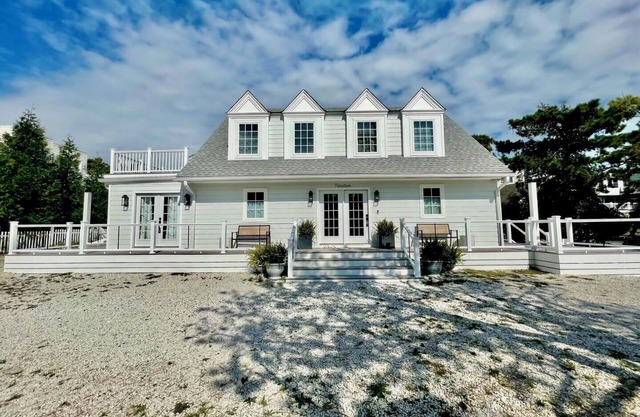 Luxury Beach Cottage in Indian Beach w/Private Pool & Ensuite Bedrooms!