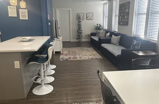 LUXURY BIG APARTMENT. VERY CLOSE TO NYC