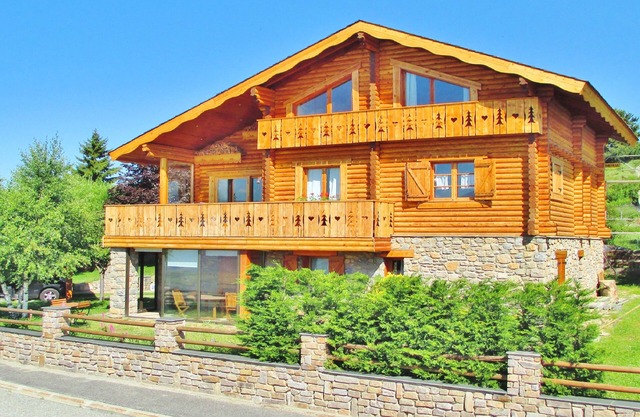 luxury chalet El Pedraforca Font-Romeu, 7 bedrooms, 210m2