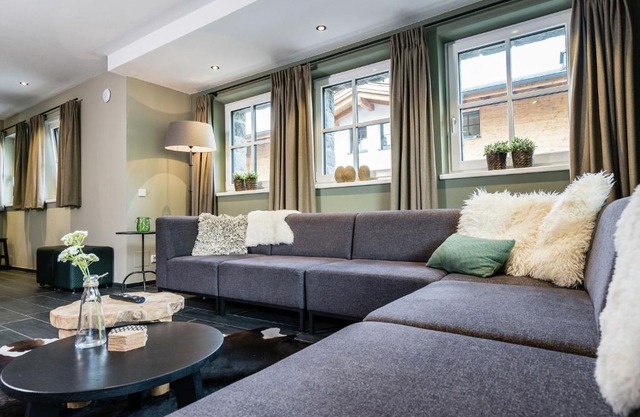 Luxury Chalet in Leogang near Ski Area
