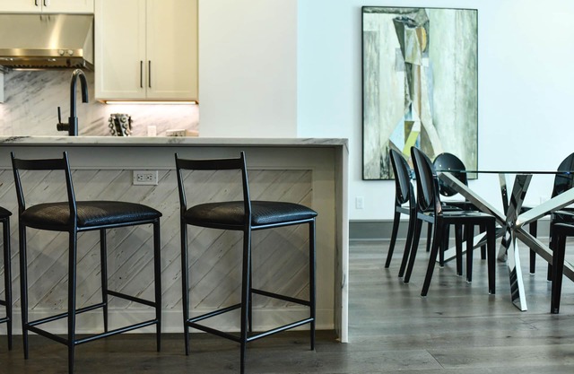 Luxury Modern Condo: Steps from French Quarter, Superdome, and CBD Nightlife