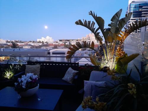 luxury & perfect beach location!