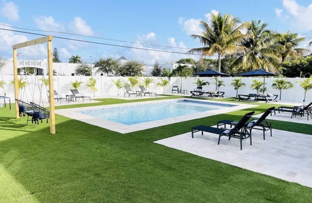 Luxury Poolside Villas #1 Resort Style Backyard