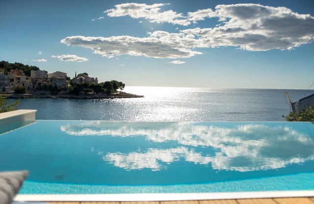 Luxury Primosten Villa | 5 Bedrooms | Villa Magistrala Seafront | Private Beach.