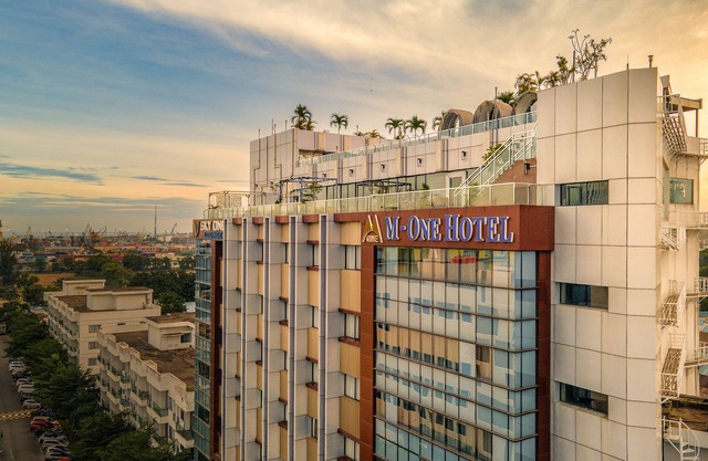 M One Hotel