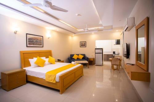 Maati Spaces - Rooms with Kitchen
