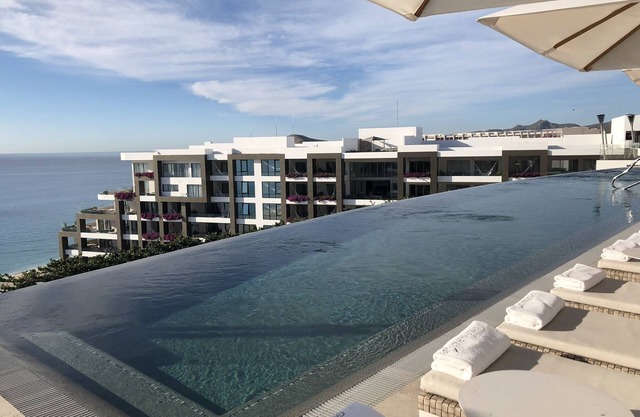 Magnificent 2BR/3BA Suite at the 5 Diamond Garza Blanca Resort in Cabo San Lucas