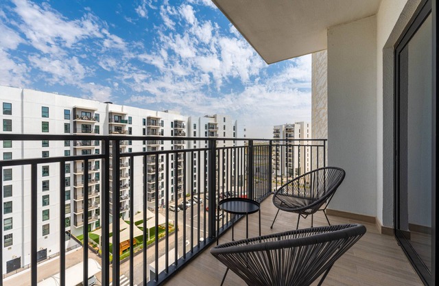 Maison Privee - Chic Apt on Yas Island cls to ALL Main Attractions