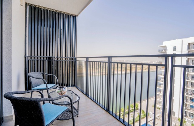Maison Privee - Modern Yas Island Escape w/Peaceful Canal Views