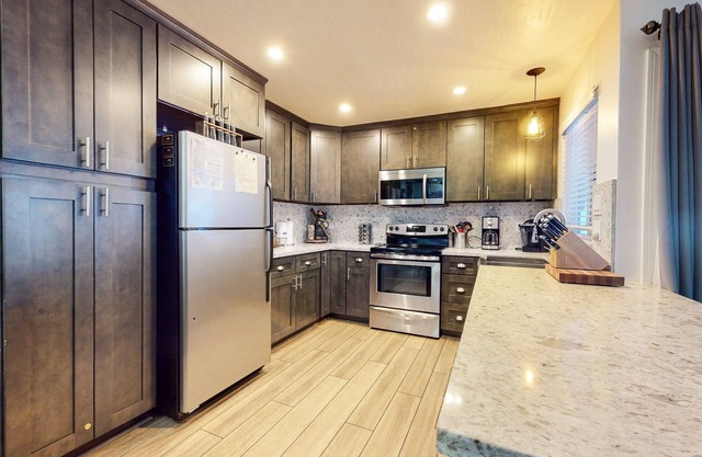 Mammoth Estates Condo - Free Parking & Pet Friendly