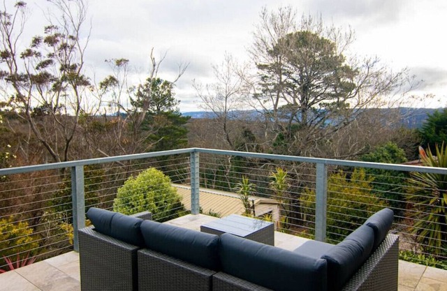 Maple Grove big house quiet enclave amazing views