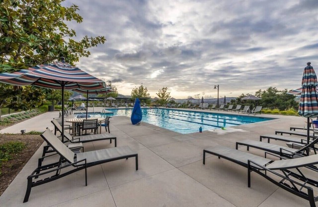 @marbella Lane -amazing 5BR Home in Rancho Mission