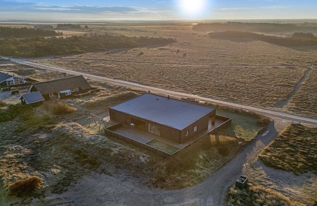 "Marius" - 400m from the sea by Interhome