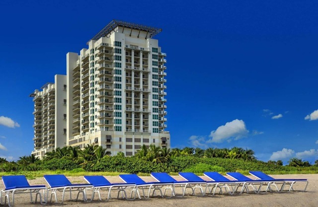 Marriott Oceana Palms Resort, Singer Island Oceanfront Luxury