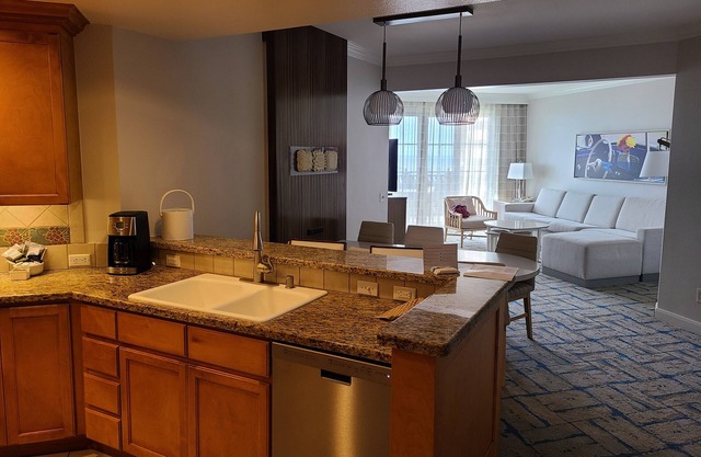 Marriott's Shadow Ridge Resort 2 Bedroom Villa - Sleeps 8