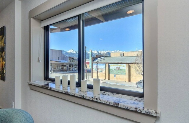 Mattie's Lofts has transitioned to new management.