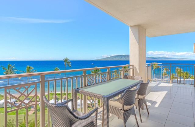 Maui Resort Rentals: Hyatt Residence Club – 3BR Oceanfront Upper Floor VIlla