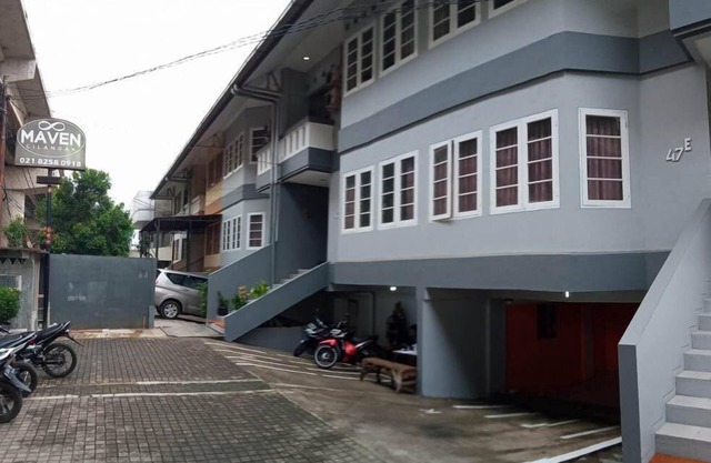 Maven Cilandak