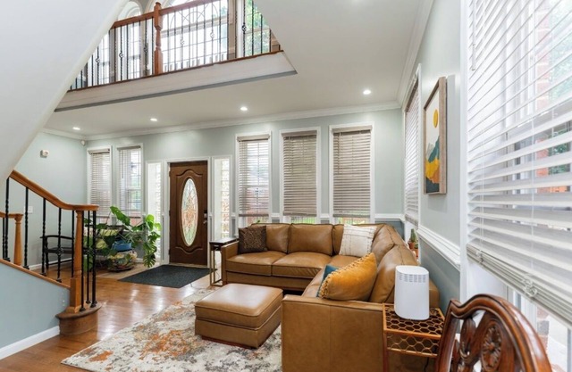 MD/DC/VA Hideaway - Oasis/Jacuzzi w/4-bedroom/3-Bath in Fort Washington