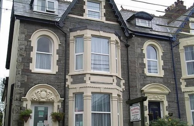 Meadowlea Guest House