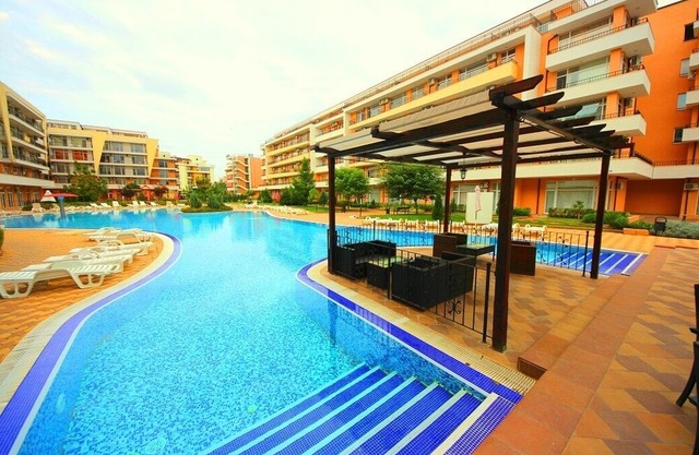 MENADA * GRAND Kamelia * Super studio
