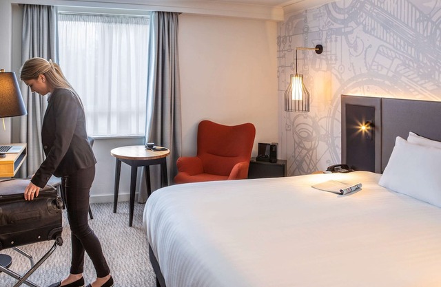 Mercure Birmingham West Hotel