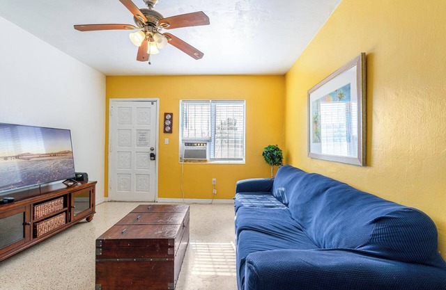 Miami House/Apartment Heart of Mia 2br/1 ba