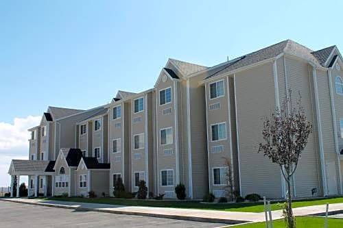 Microtel Inn and Suites by Wyndham Rawlins