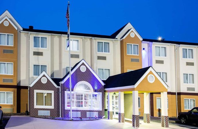 Microtel Inn by Wyndham Charleston South