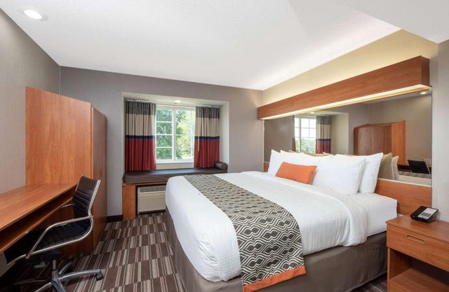 Microtel Inn & Suites by Wyndham Springfield