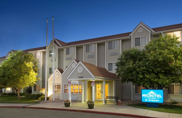 Microtel Inn & Suites by Wyndham Pueblo