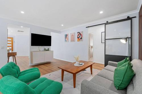 Mid Century Magic In Ardross