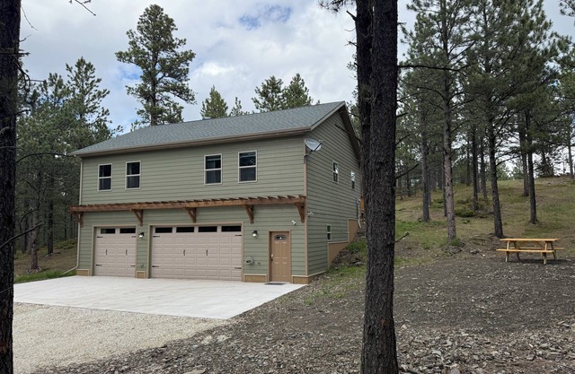 Mile-high Pines Lodge