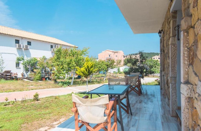 Mirage Arillas Studio Type B11
